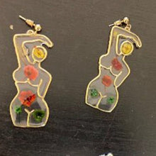 Load image into Gallery viewer, Feminine Silhouette Dangle Earrings - Blingdropz
